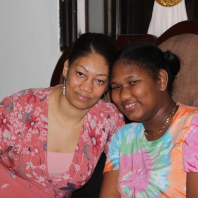 Eliza et sa nièce Britany